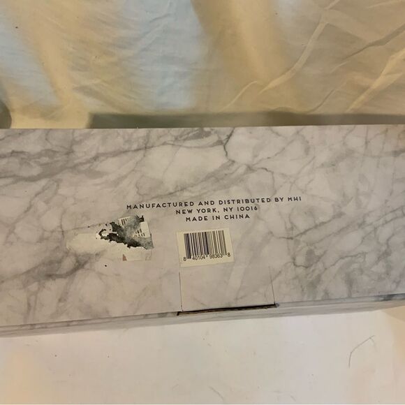 New Mhi Ceramic 18oz Mr Right, Mrs always right Mug Set of 2 - Picture 3 of 6